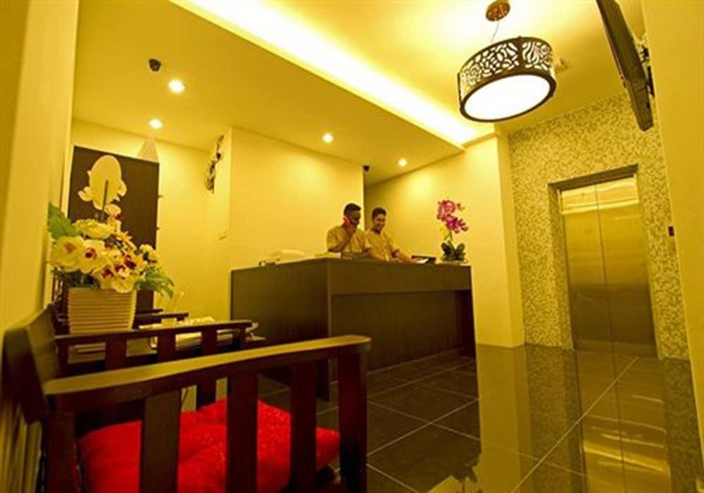So Hotel George Town Exterior photo