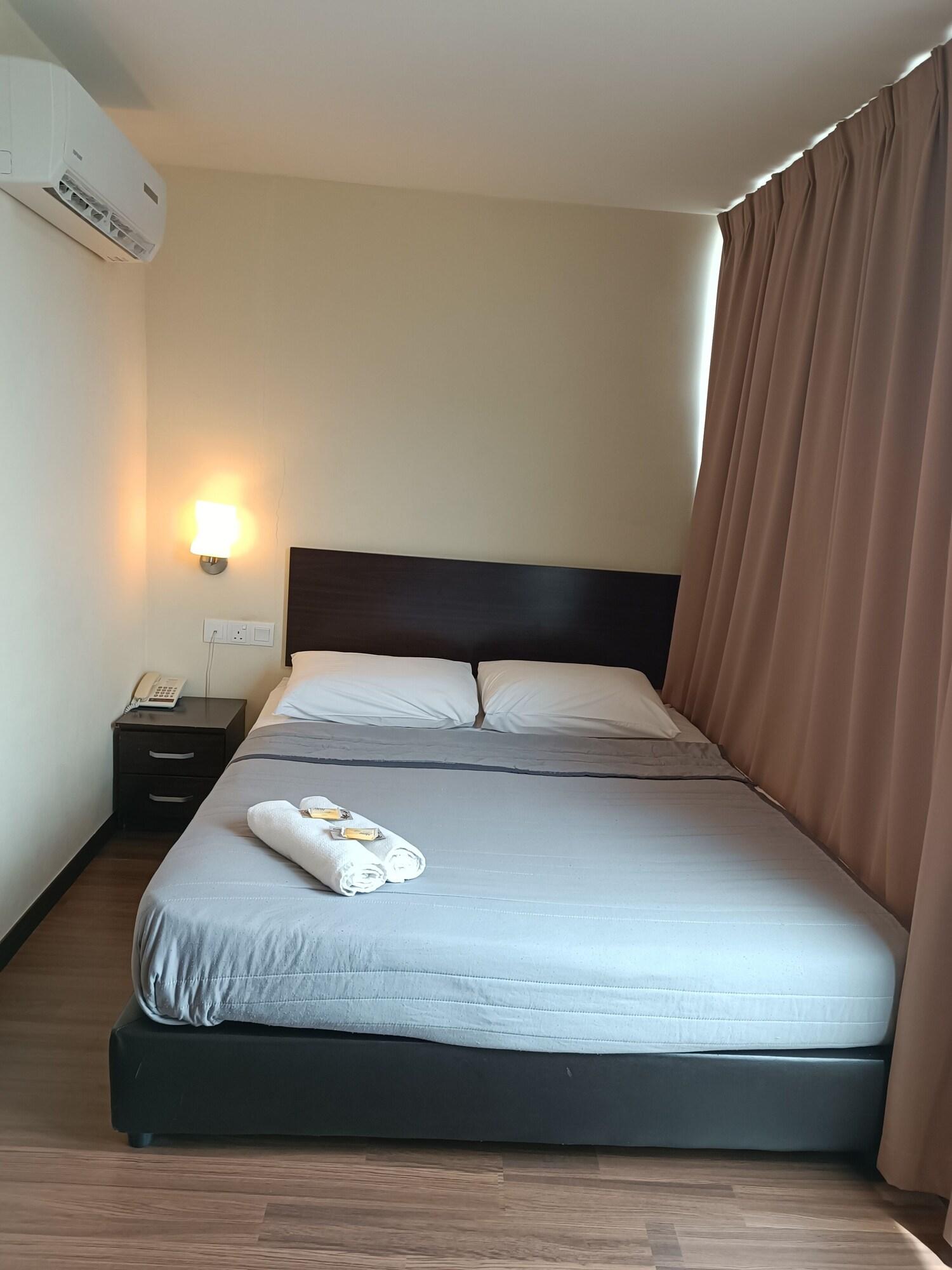 So Hotel George Town Exterior photo