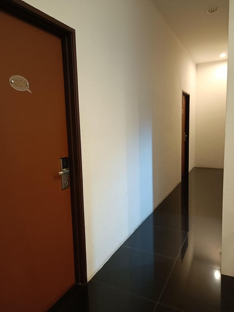 So Hotel George Town Exterior photo